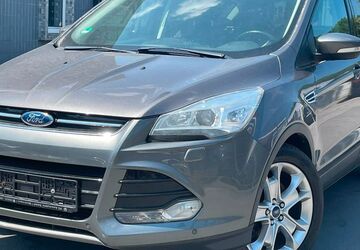 Ford Kuga 131.981 km 4.500 &euro; Gelsenkirchen 45884