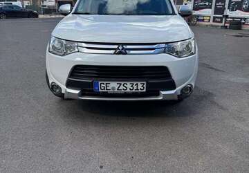 Mitsubishi Outlander 153.000 km 9.800 &euro; Gelsenkirchen, Stadt 45881
