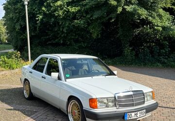 Mercedes-Benz 190 293.000 km 7.299 &euro; Dortmund 44141
