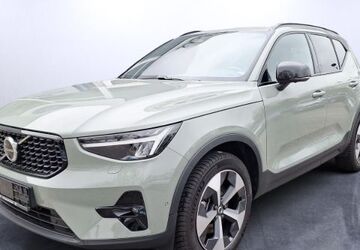 Volvo XC40 16.674 km 34.890 &euro; Gelsenkirchen 45891