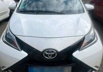 Toyota Aygo 216.000 km 3.200 &euro; Essen, Stadt 45279