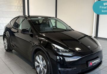 Tesla Model Y 49.824 km 37.890 &euro; Wuppertal 42287