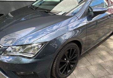 Seat Leon 89.213 km 13.950 &euro; Gelsenkirchen 45899