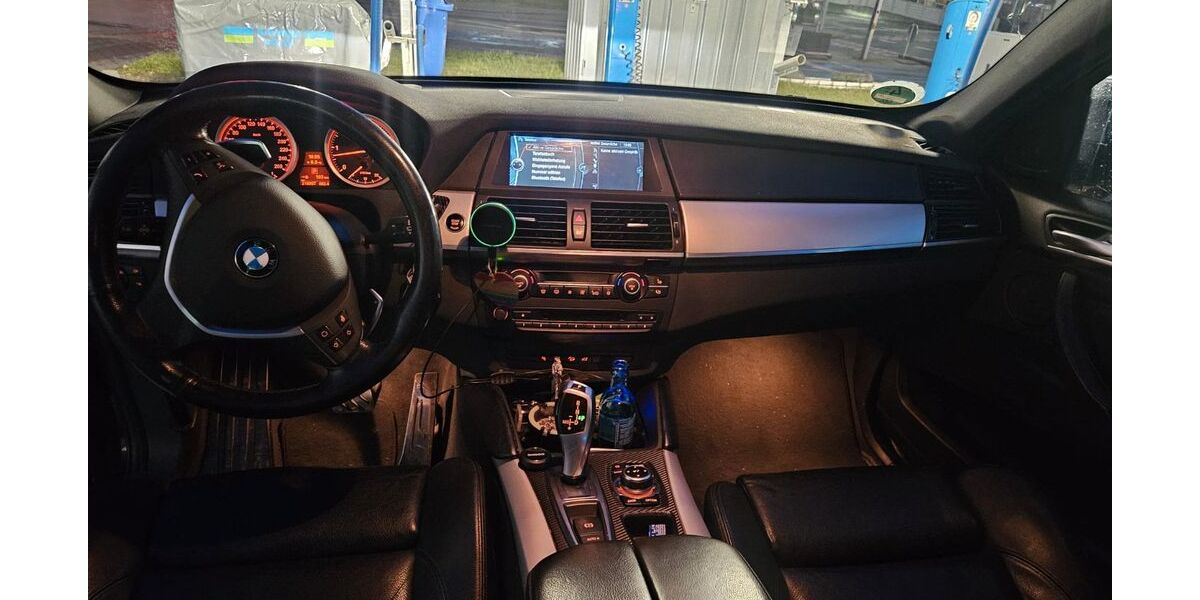BMW X6 210.000 km 12.500 &euro; Dortmund 44143