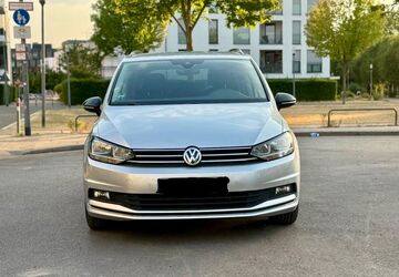 VW Touran 107.000 km 14.900 &euro; Gelsenkirchen 45884