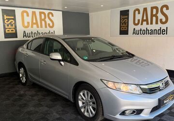 Honda Civic 198.000 km 5.700 &euro; Bochum 44805