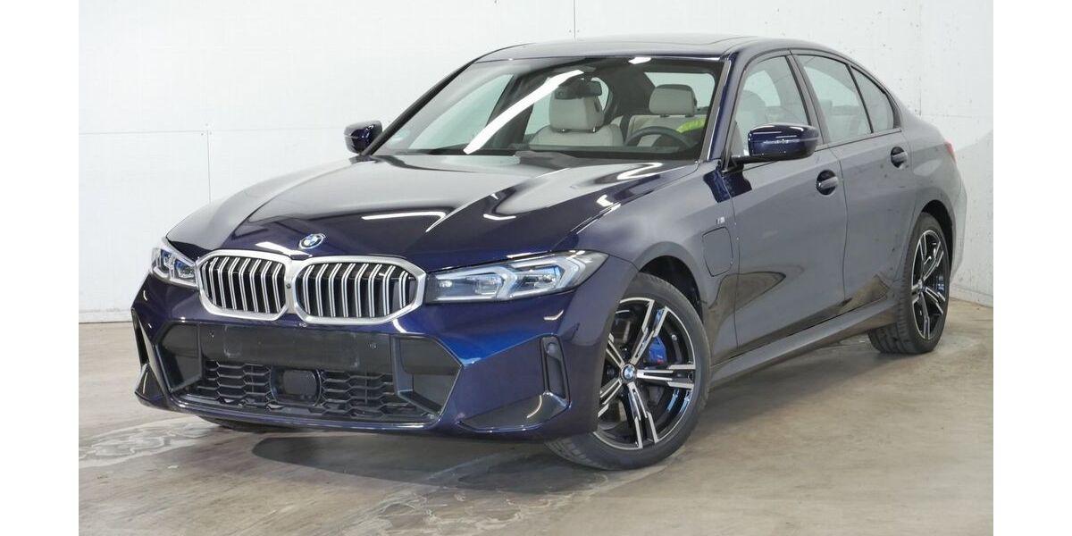 BMW 330 25.598 km 48.740 &euro; Gelsenkirchen 45897