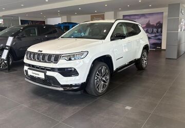 Jeep Compass 8.999 km 28.985 &euro; Dortmund 44145