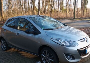 Mazda 2 24.000 km 7.100 &euro; Gelsenkirchen 45891