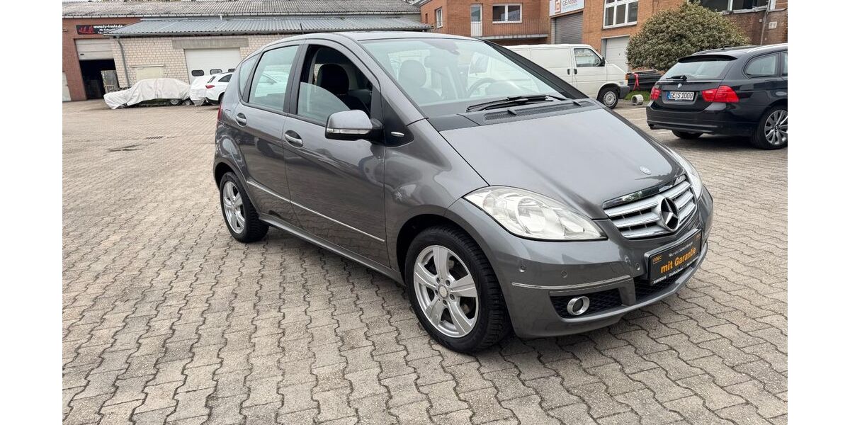 Mercedes-Benz A 180 144.800 km 5.950 &euro; Gelsenkirchen 45881