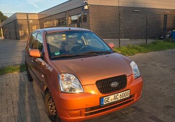 Kia Picanto 196.232 km 2.699 &euro; Gelsenkirchen 45888
