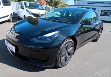 Tesla Model 3 67.800 km 28.900 &euro; Bochum 44803