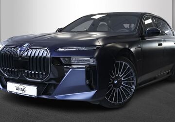 BMW 750 48.486 km 89.940 &euro; Gelsenkirchen 45897