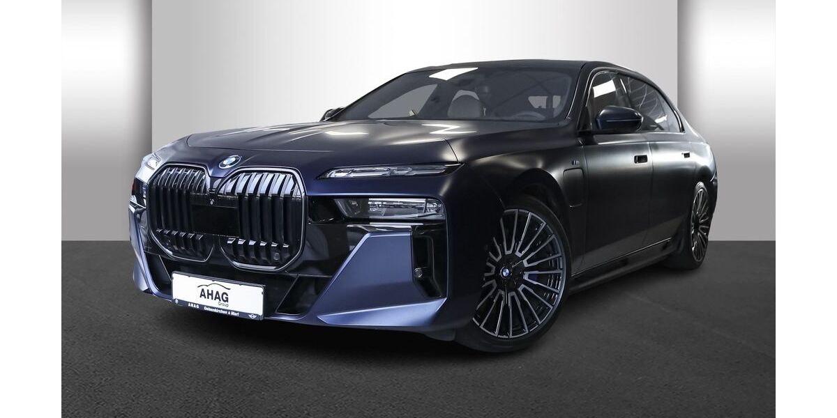 BMW 750 48.486 km 89.940 &euro; Gelsenkirchen 45897