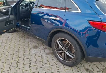 INFINITI QX70 39.000 km 33.900 &euro; Gelsenkirchen 45888