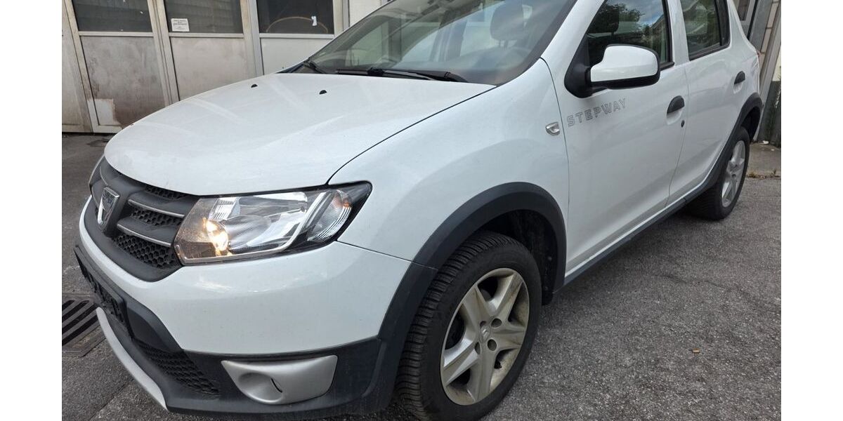 Dacia Sandero 54.330 km 4.450 &euro; Gelsenkirchen 45884