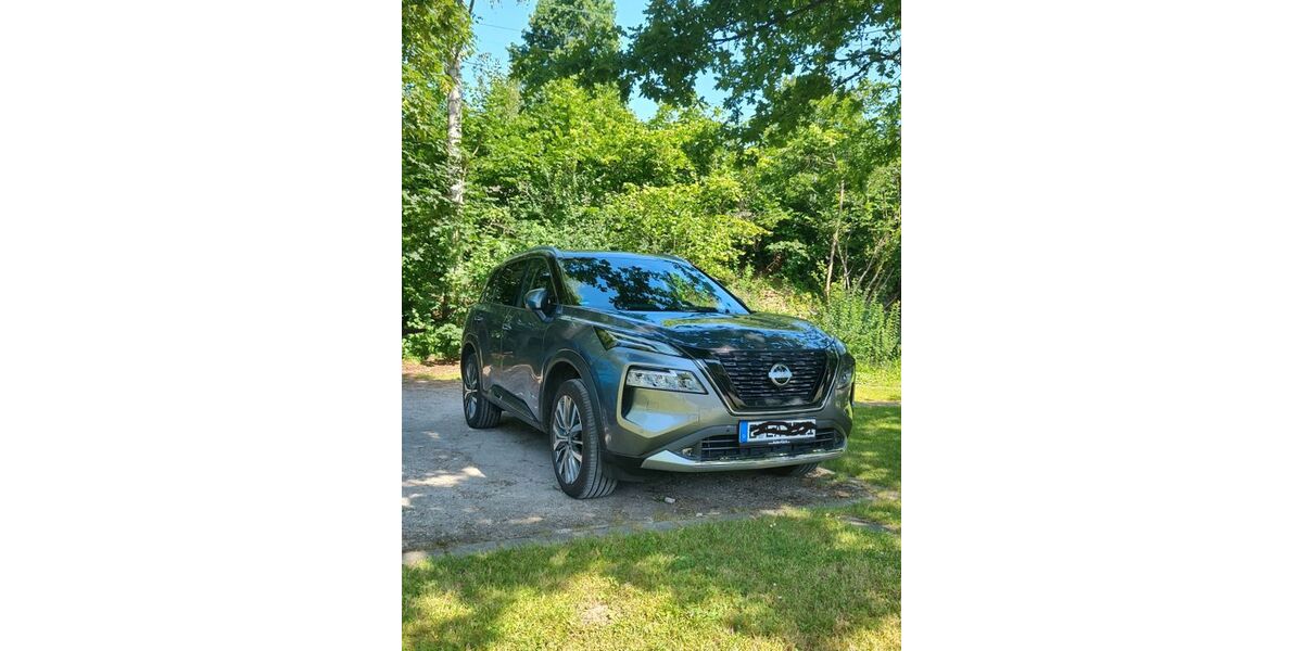 Nissan X-Trail 2.800 km 40.650 &euro; Essen 45276