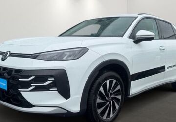 VW T-Roc 6.289 km 29.790 &euro; Mettmann 40822