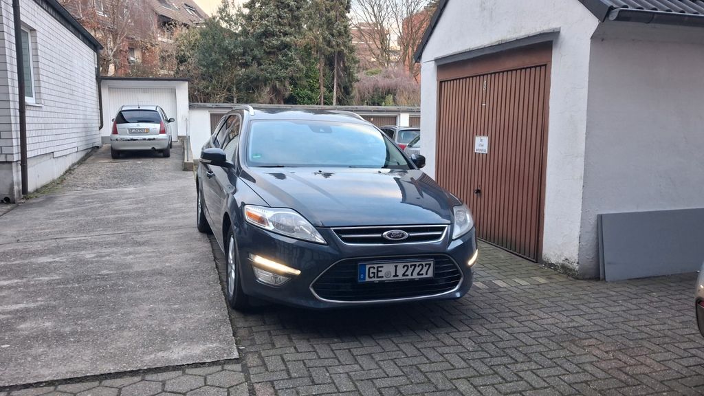 Ford Mondeo 227.000 km 4.750 &euro; Gelsenkirchen 45897