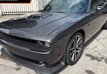 Dodge Challenger 32.358 km 41.987 &euro; Essen 45356