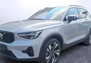 Volvo XC40 33.619 km 27.990 &euro; Gelsenkirchen 45891
