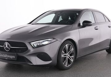 Mercedes-Benz A 180 3.688 km 32.995 &euro; Essen 45309