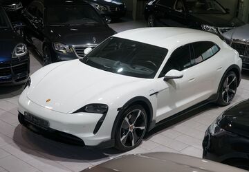 Porsche Taycan 120.000 km 54.888 &euro; Dortmund 44269