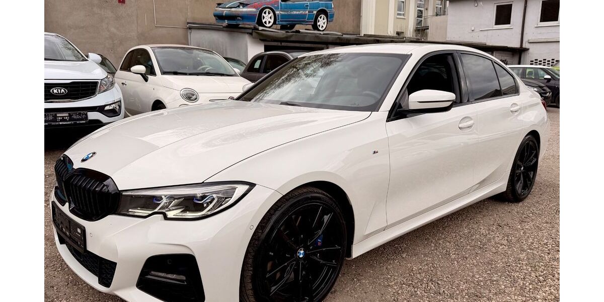 BMW 330 111.823 km 27.999 &euro; Gelsenkirchen 45888