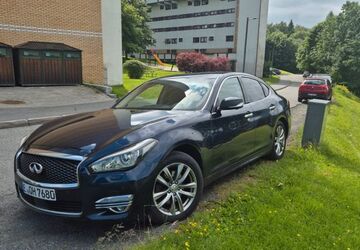 INFINITI Q70 279.250 km 9.200 &euro; Essen 45130