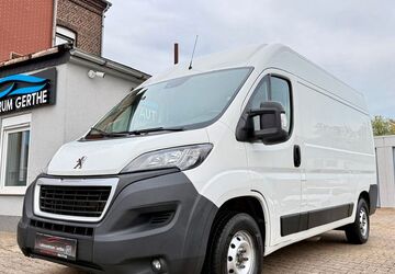 Peugeot Boxer 67.000 km 17.990 &euro; Bochum 44805