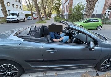 Peugeot 207 122.000 km 700 &euro; Gelsenkirchen 45888