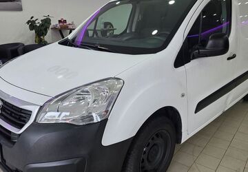 Peugeot Partner 103.000 km 6.999 &euro; Recklinghausen 45661