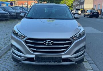 Hyundai TUCSON 102.000 km 11.999 &euro; Gelsenkirchen 45879