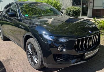 Maserati Levante 61.800 km 39.990 &euro; Dortmund 44145