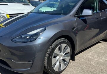 Tesla Model Y 82.700 km 33.500 &euro; Bochum 44793