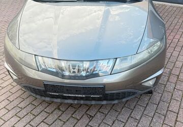 Honda Civic 195.000 km 3.299 &euro; Duisburg 47239