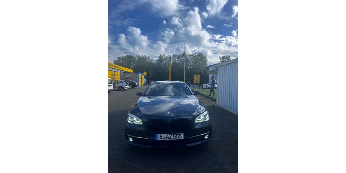 BMW 730 255.000 km 13.500 &euro; Essen 45139