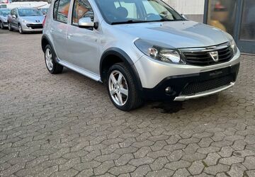 Dacia Sandero 139.000 km 5.480 &euro; Essen 45141