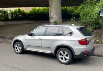 BMW X5 300.000 km 10.000 &euro; Wuppertal 42103