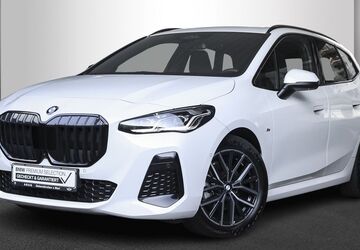 BMW 220 Active Tourer 24.702 km 35.840 &euro; Gelsenkirchen 45897