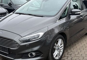 Ford S-Max 141.317 km 9.498 &euro; Heiligenhaus 42579