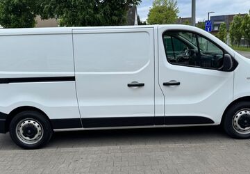 Opel Vivaro 112.082 km 13.490 &euro; Gelsenkirchen 45899